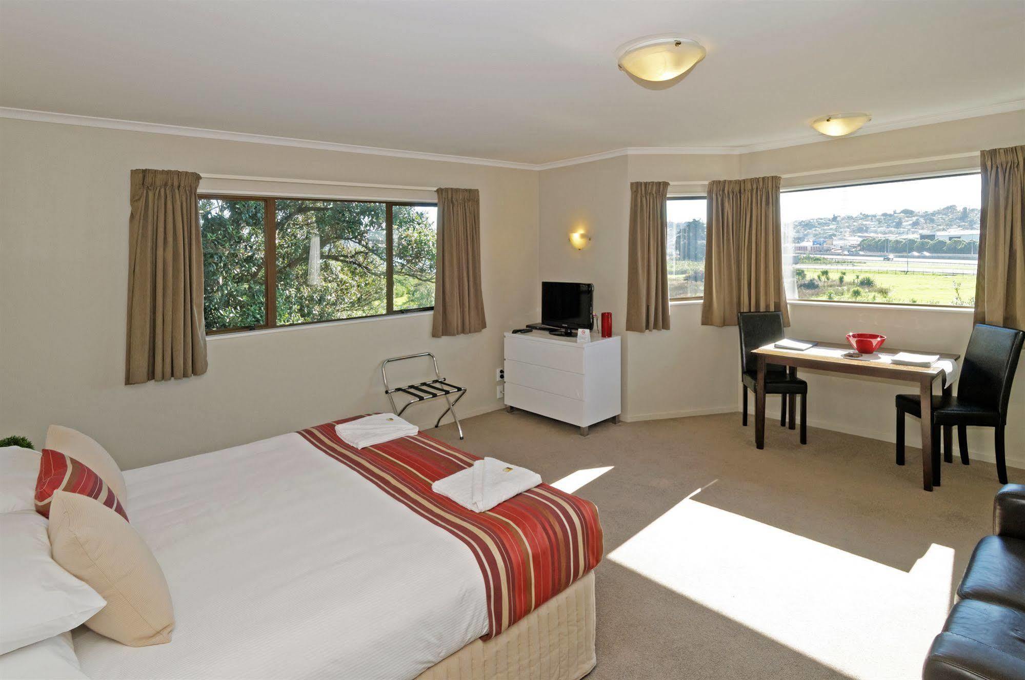 Airport Harbour Motel Auckland Buitenkant foto